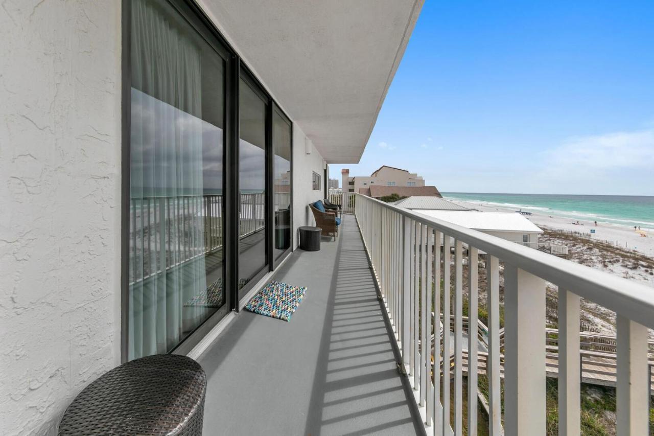 Mainsail 131 - Beachfront 2Br With Free Seasonal Beach Service Destin Exterior photo
